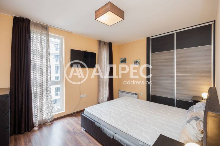 Тристаен апартамент, Варна, Гранд Мол Варна, 697900, Снимка 2