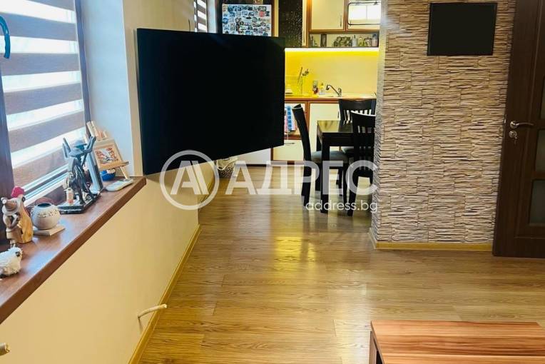 Къща/Вила, Шумен, Военно училище, 667903, Снимка 1