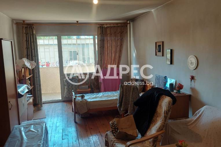 Тристаен апартамент, София, Борово, 697904, Снимка 2