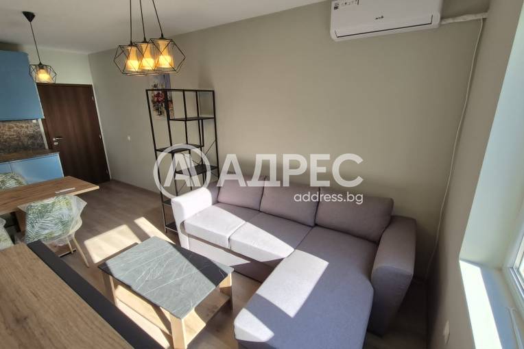 Тристаен апартамент, София, Обеля, 701905, Снимка 1