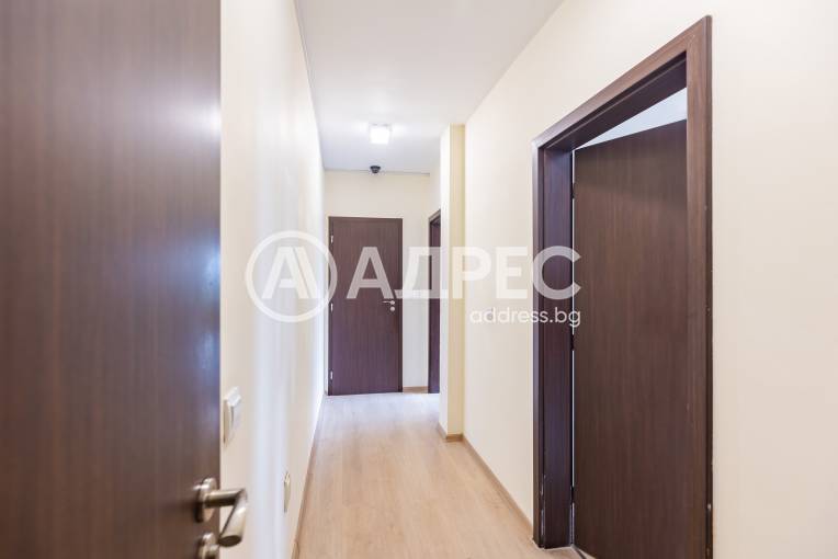 Тристаен апартамент, Варна, Център, 675908, Снимка 13