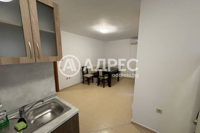 Двустаен апартамент, Варна, Погребите, 677908, Снимка 3