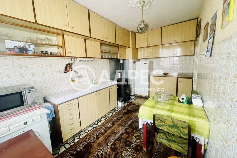 Тристаен апартамент, Шумен, Пожарна, 683908, Снимка 2