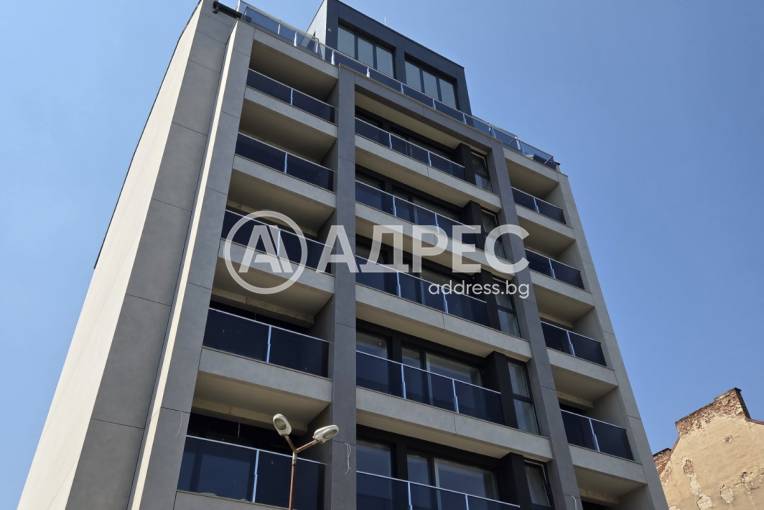 Тристаен апартамент, София, Център, 671909, Снимка 1