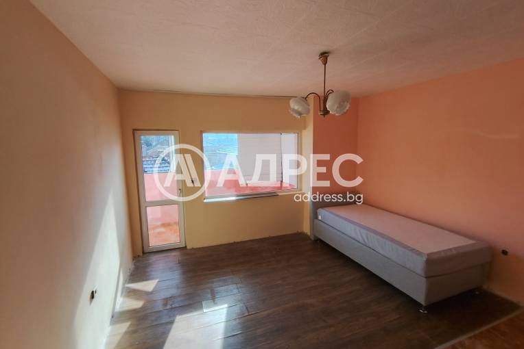 Двустаен апартамент, Варна, Колхозен пазар, 677909, Снимка 1