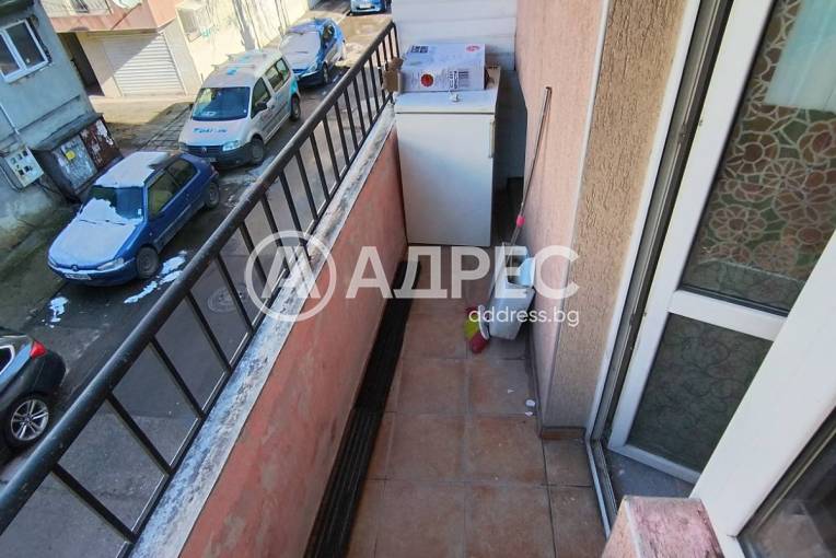 Двустаен апартамент, Варна, Колхозен пазар, 677909, Снимка 9