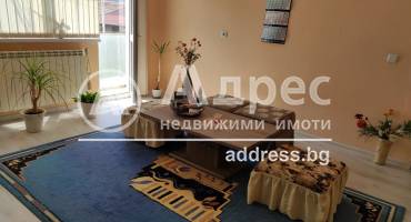 Етаж от къща, Благоевград, Широк център, 595910, Снимка 3