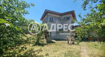 Къща/Вила, Тръстеник, 658910, Снимка 1