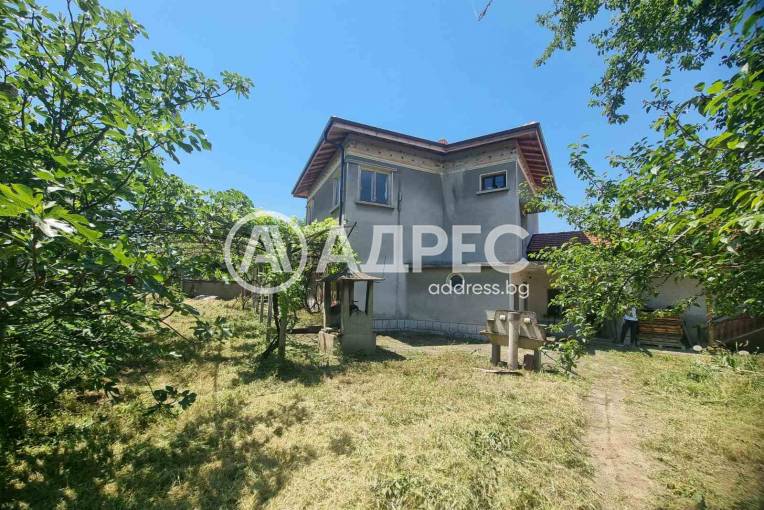 Къща/Вила, Тръстеник, 658910, Снимка 1