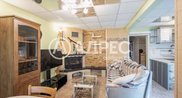 Многостаен апартамент, Варна, Червен площад, 696910, Снимка 2