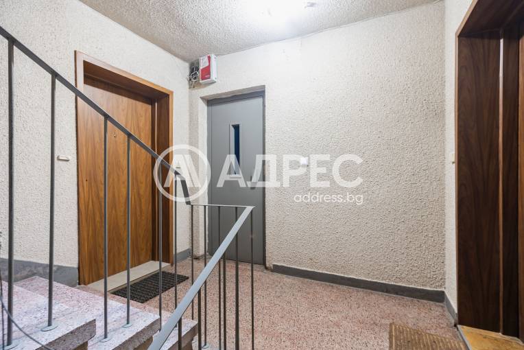 Многостаен апартамент, Варна, Червен площад, 696910, Снимка 16