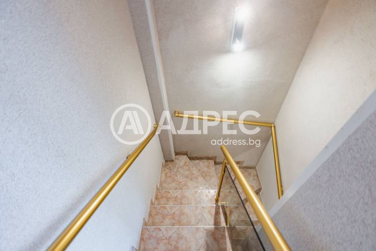 Многостаен апартамент, Варна, Червен площад, 696910, Снимка 9