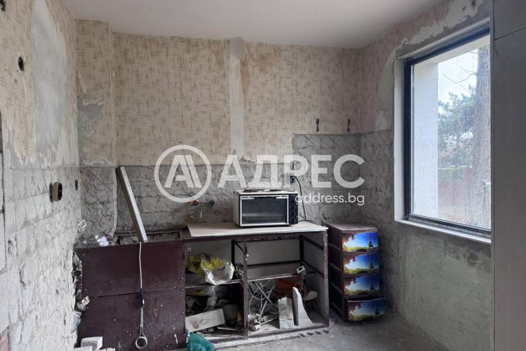 Двустаен апартамент, Ясен, 678911, Снимка 9