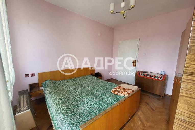 Тристаен апартамент, Севлиево, Широк център, 667912, Снимка 3