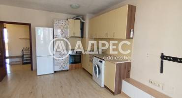 Тристаен апартамент, Благоевград, Широк център, 692912, Снимка 2