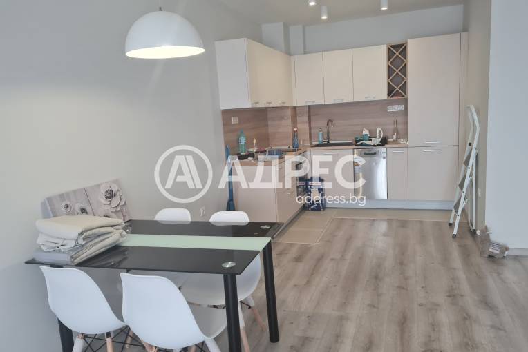 Двустаен апартамент, Варна, Бриз, 685915, Снимка 2