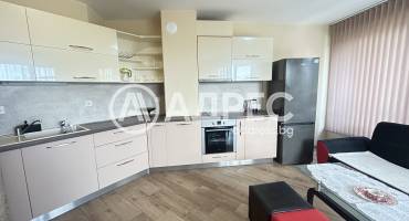 Двустаен апартамент, Варна, Бриз, 671916, Снимка 1