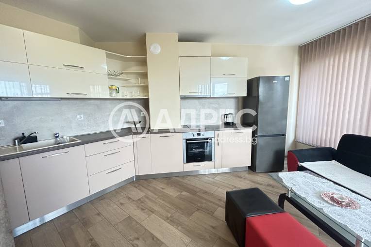 Двустаен апартамент, Варна, Бриз, 671916, Снимка 1