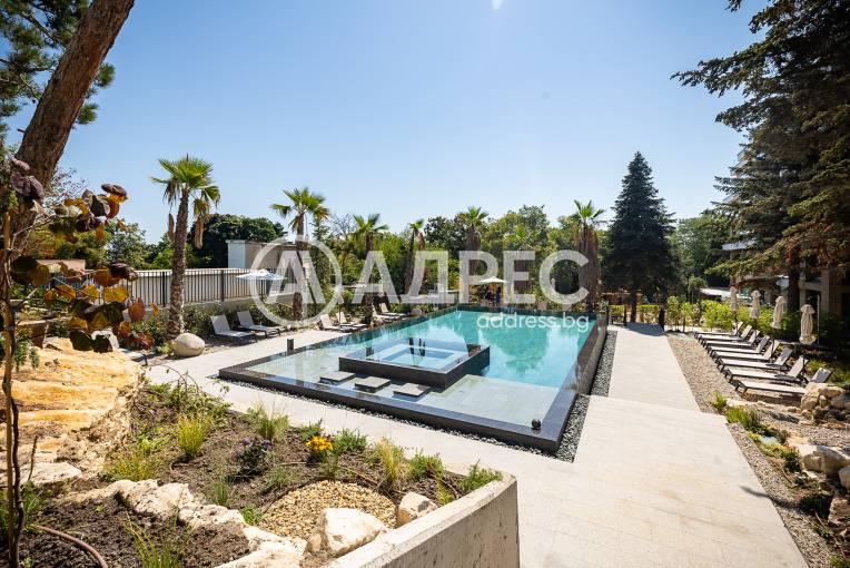 Къща/Вила, Варна, к.к. Св.Св. Константин и Елена, 663917, Снимка 6