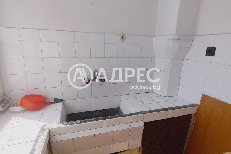 Етаж от къща, Ямбол, Каргон, 628918, Снимка 2