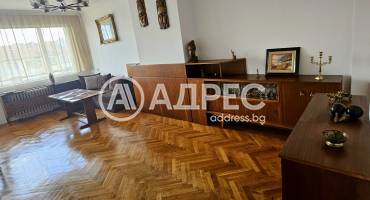Тристаен апартамент, София, Център, 694918, Снимка 1