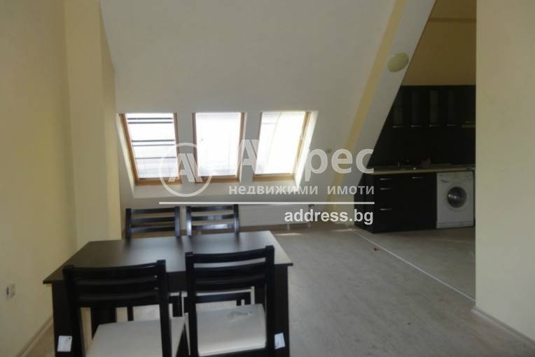 Тристаен апартамент, Благоевград, Бялата висота, 240919, Снимка 2