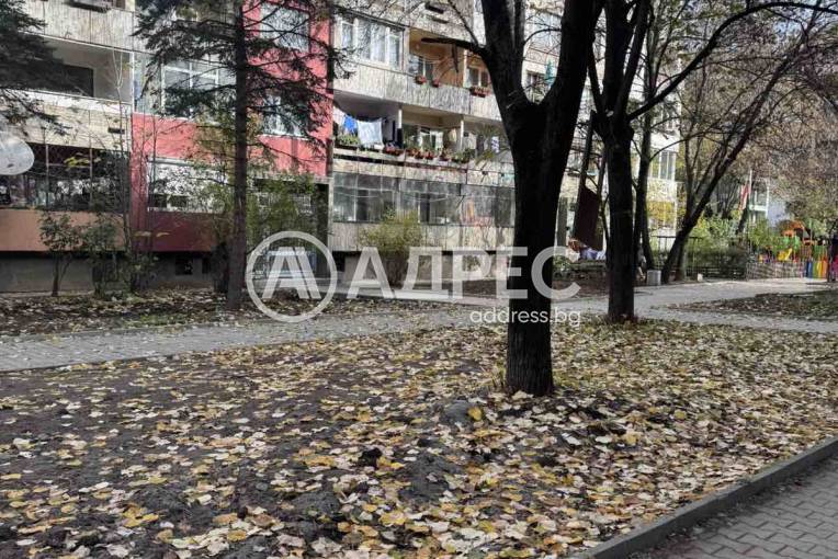 Тристаен апартамент, София, Банишора, 675919, Снимка 2