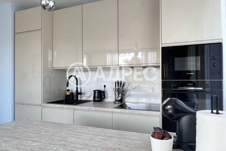 Тристаен апартамент, Варна, к.к. Св.Св. Константин и Елена, 667920, Снимка 3