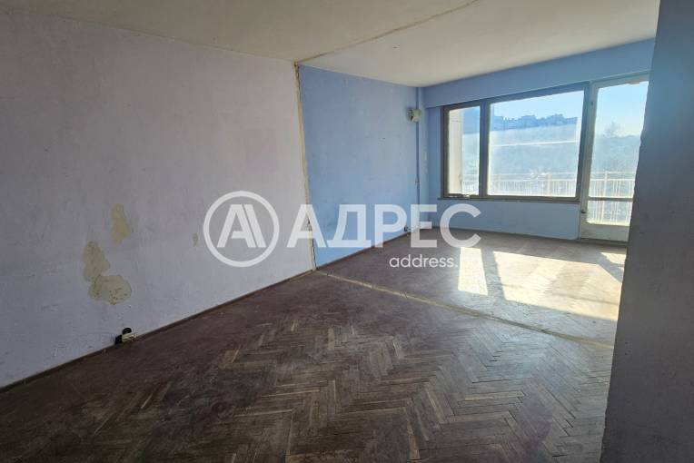 Тристаен апартамент, Варна, Левски, 684921, Снимка 1