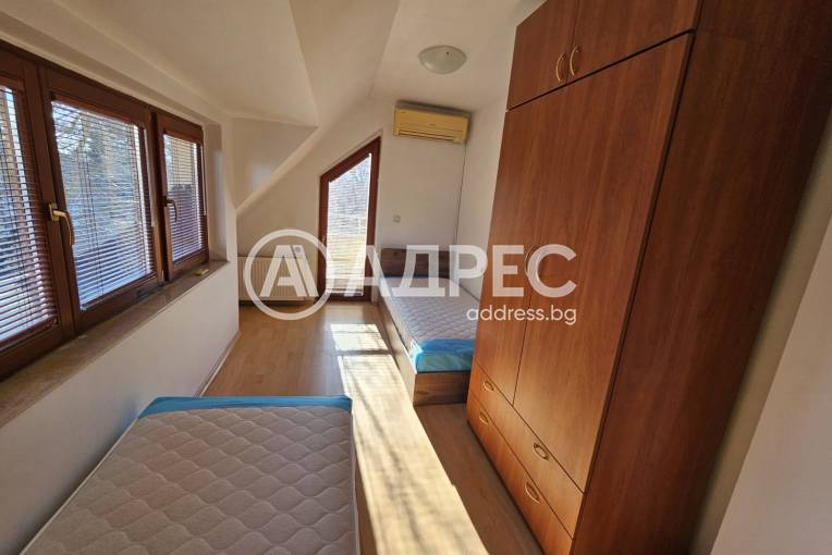 Тристаен апартамент, Варна, Икономически университет, 686921, Снимка 5