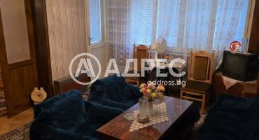 Многостаен апартамент, Велико Търново, Център, 676922, Снимка 1