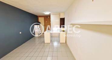 Офис, Варна, Окръжна болница, 678924, Снимка 1