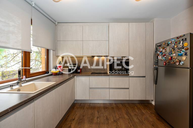 Тристаен апартамент, Пловдив, Кършияка, 652925, Снимка 1