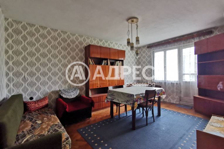 Тристаен апартамент, Русе, Здравец, 667925, Снимка 1
