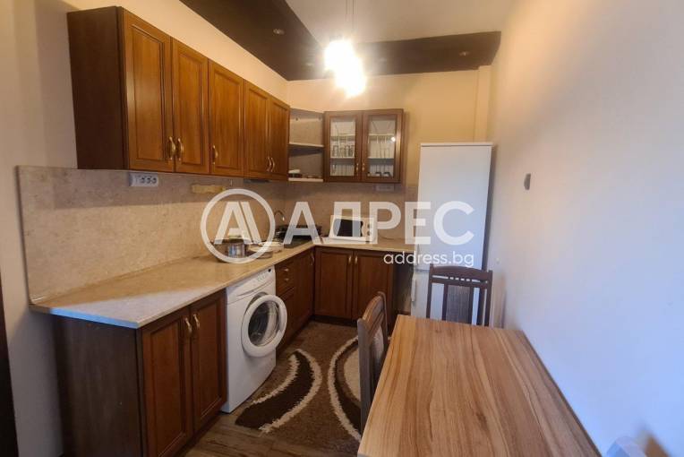 Тристаен апартамент, Варна, Икономически университет, 670926, Снимка 2