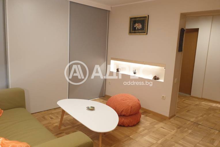 Едностаен апартамент, София, Оборище, 691926, Снимка 1