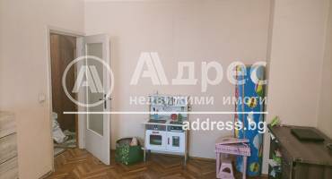 Тристаен апартамент, Благоевград, Орлова чука, 588927, Снимка 2