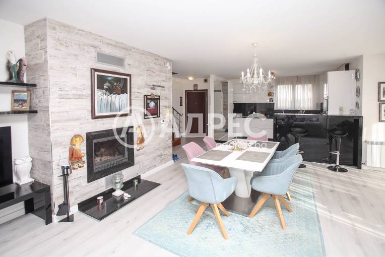 Къща/Вила, София, Панчарево, 670927, Снимка 2