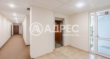 Тристаен апартамент, Варна, к.к. Златни Пясъци, 682929, Снимка 31