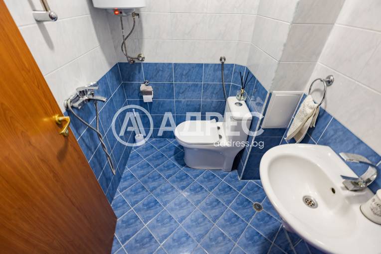 Тристаен апартамент, Варна, к.к. Златни Пясъци, 682929, Снимка 28
