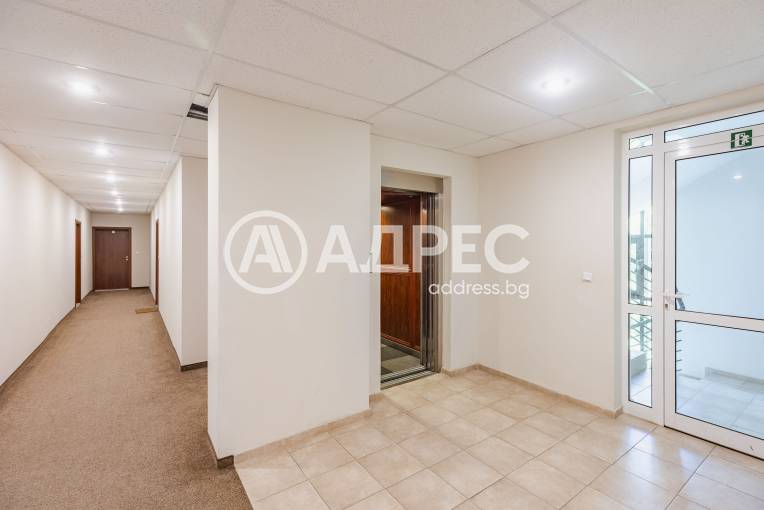 Тристаен апартамент, Варна, к.к. Златни Пясъци, 682929, Снимка 31