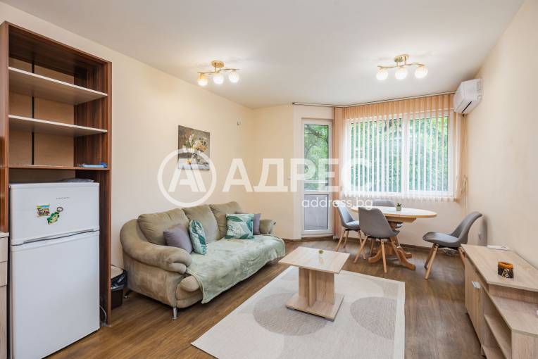 Двустаен апартамент, Варна, Център, 696929, Снимка 2