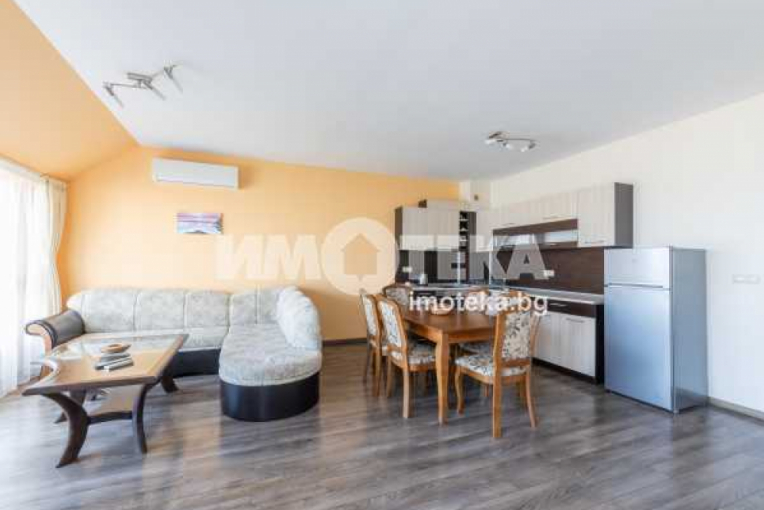 Двустаен апартамент, Варна, к.к. Чайка, 563931, Снимка 1