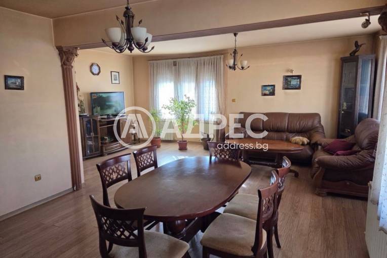 Тристаен апартамент, Хасково, Училищни, 686932, Снимка 2