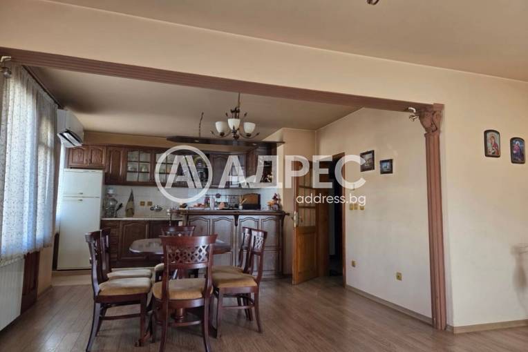 Тристаен апартамент, Хасково, Училищни, 686932, Снимка 3