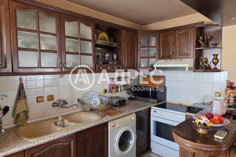 Тристаен апартамент, Хасково, Училищни, 686932, Снимка 4