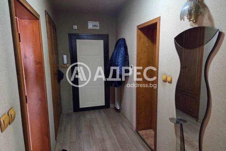 Тристаен апартамент, Хасково, Училищни, 686932, Снимка 9