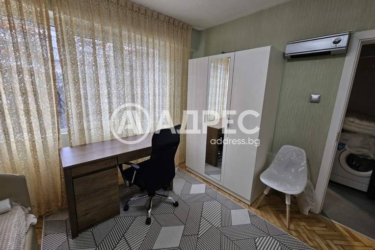 Тристаен апартамент, Варна, Цветен квартал, 684933, Снимка 7