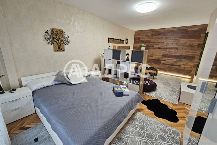 Тристаен апартамент, Варна, Цветен квартал, 684933, Снимка 8