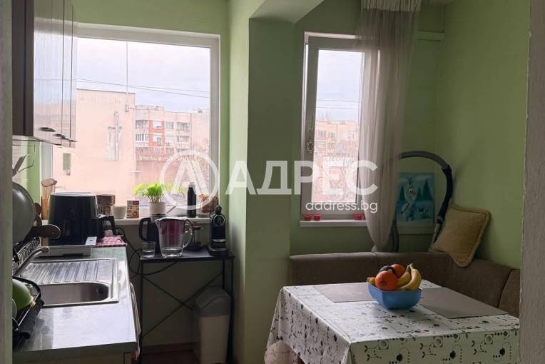 Двустаен апартамент, Пловдив, Каменица 1, 701933, Снимка 2